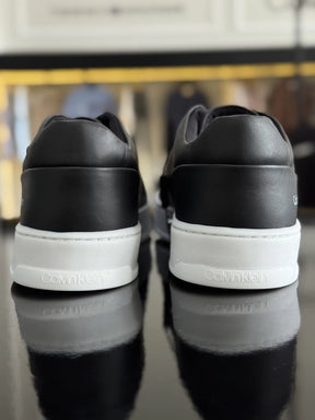 Tênis Calvin Klein Lettering Assinatura Baixo Relevo na Lateral Masculino