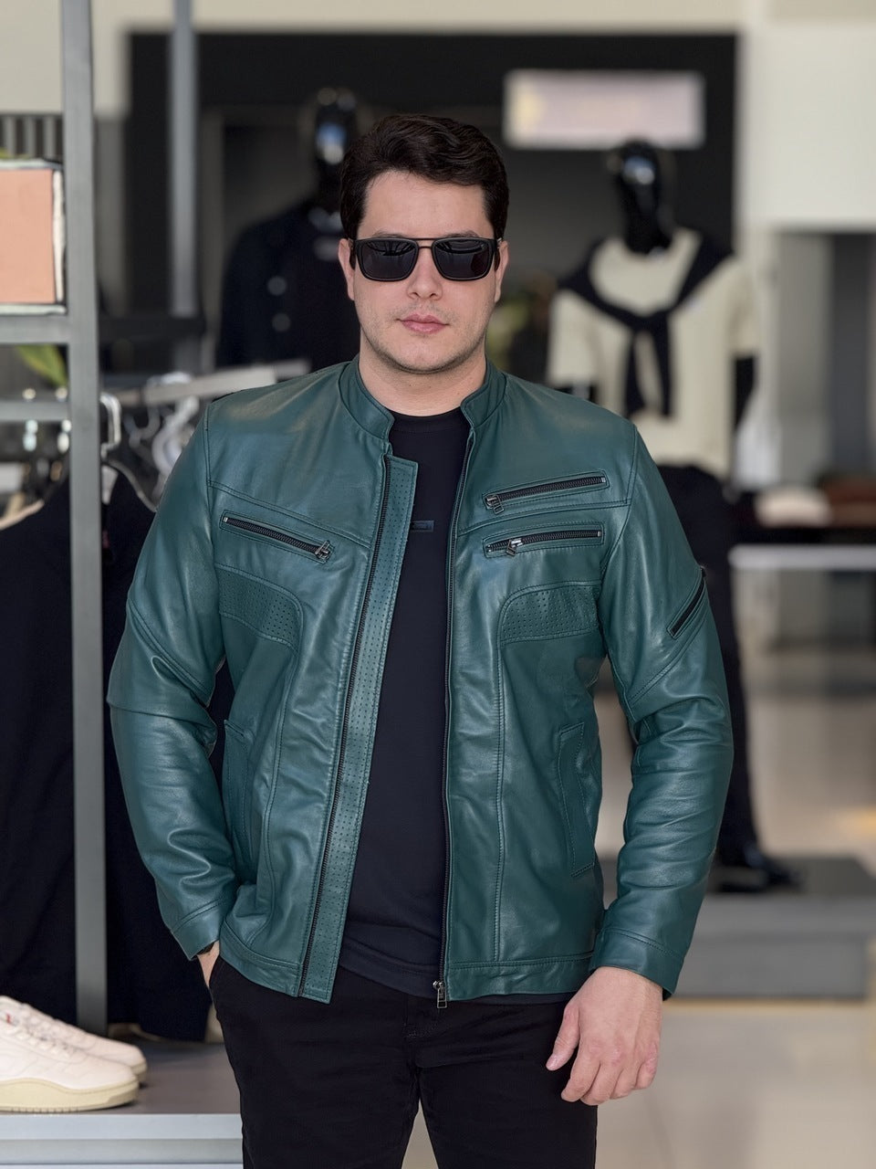 Jaqueta Impire Slim em Couro Pelica Masculino