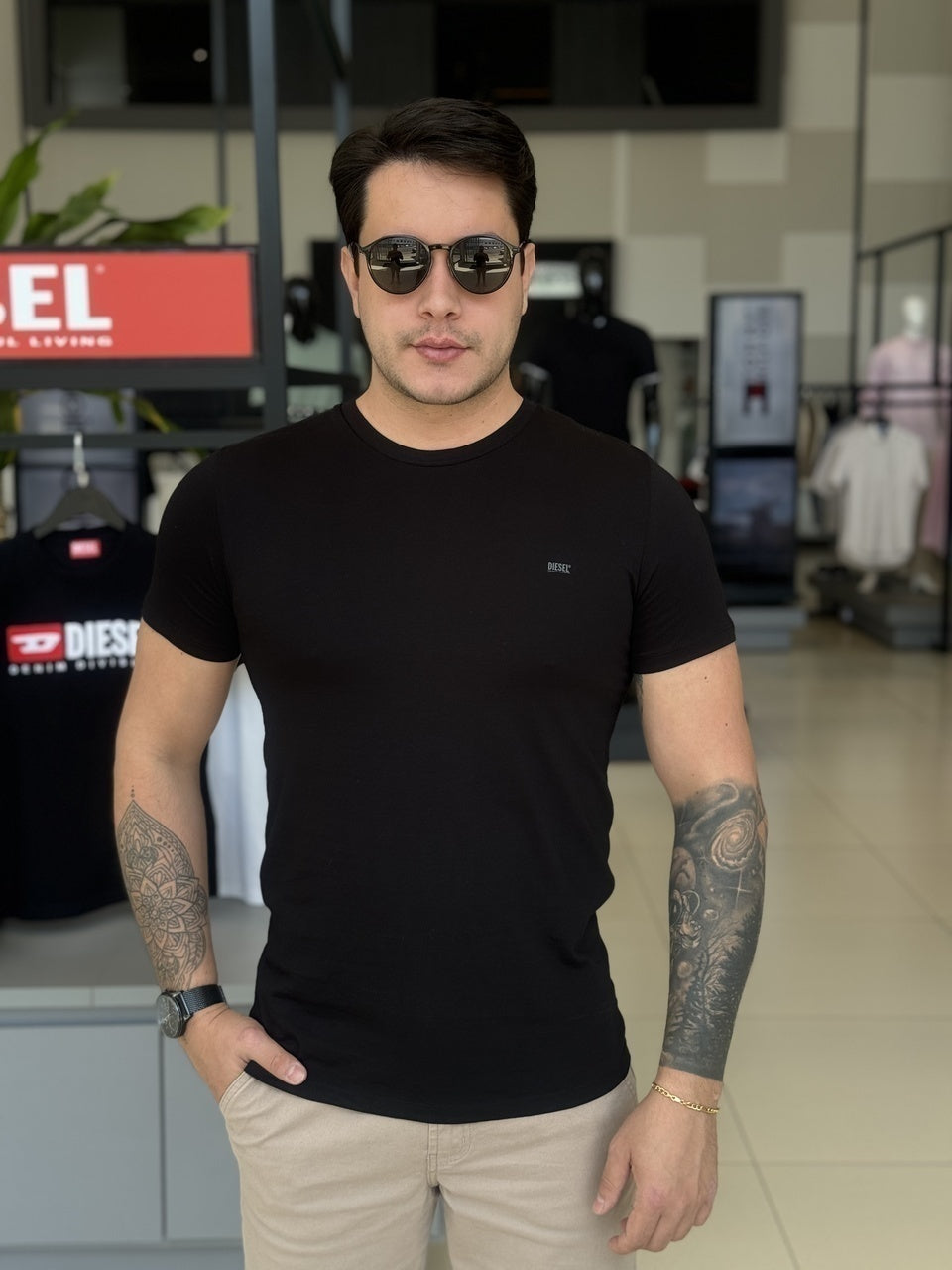 Kit Camiseta Diesel com 2 Peças Masculino Preto e Cinza Escuro