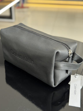 Necessaire Calvin Klein Couro Masculino