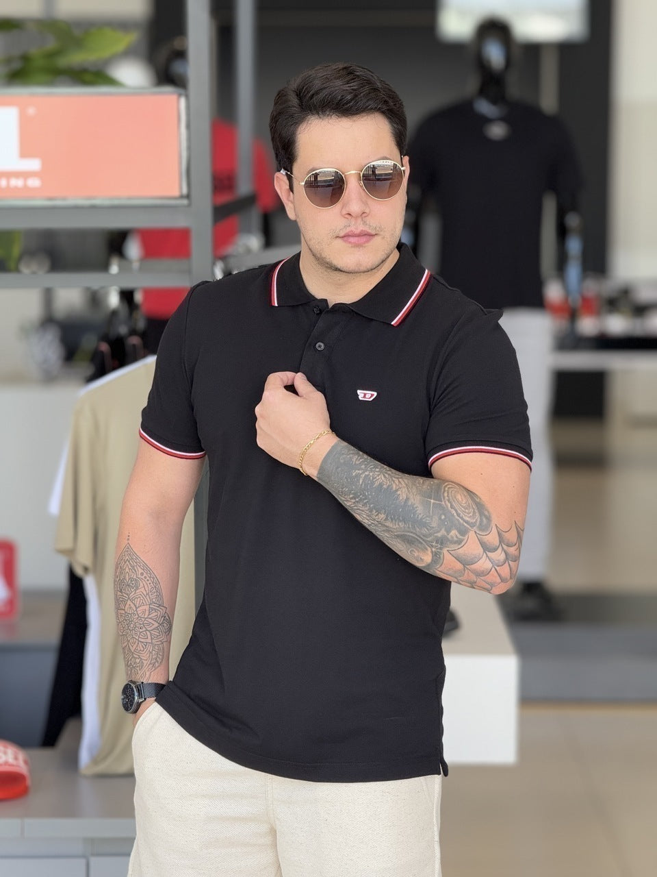 Polo Diesel T-Smith-D Frisos na Gola e Punho Logo Bordado Masculino Preto