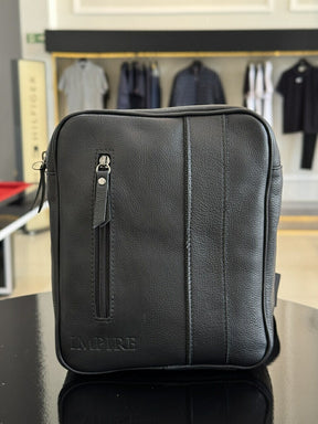 Shoulder Bag Impire I-39 em Couro Masculino
