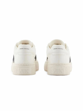 Tênis Armani Exchange Lion com Detalhe Acolchoado