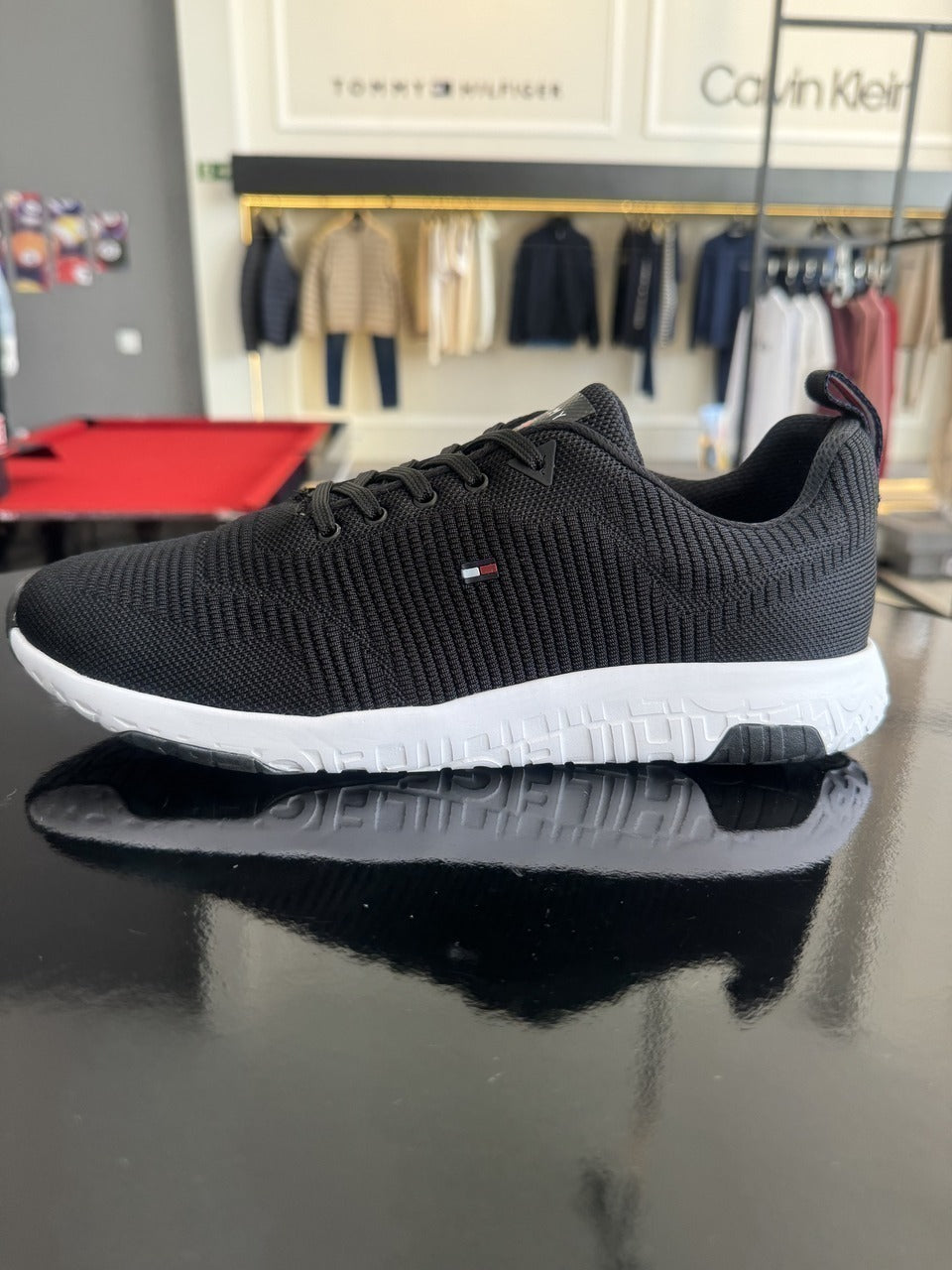 Tênis Tommy Hilfiger Logo Emborrachado na Lateral Masculino