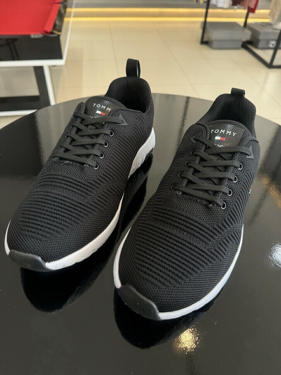 Tênis Tommy Hilfiger Logo Emborrachado na Lateral Masculino